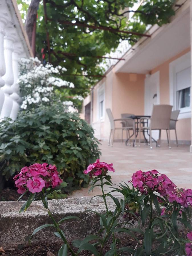 Apartment Tanja Trebinje Exterior foto